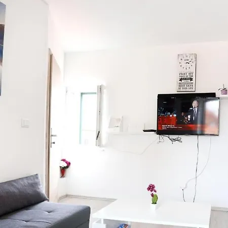 Duje Apartman